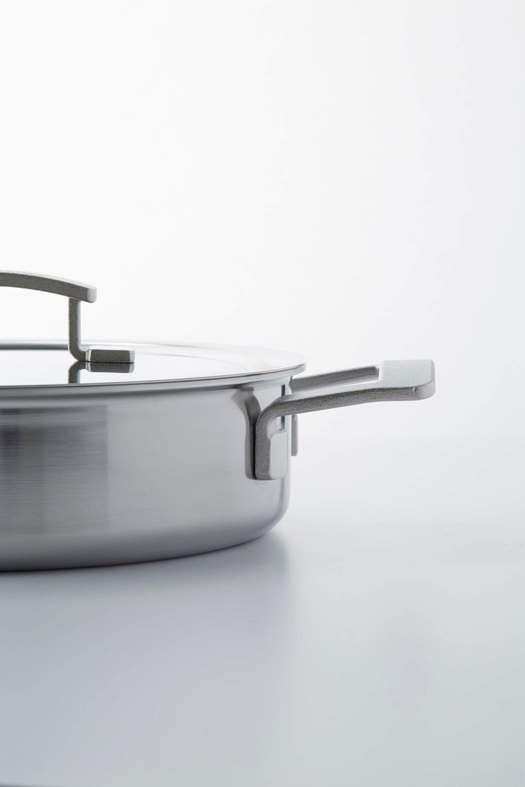 DEMEYERE INDUSTRY 5 Stieltje 2H mit Deckel 24 cm