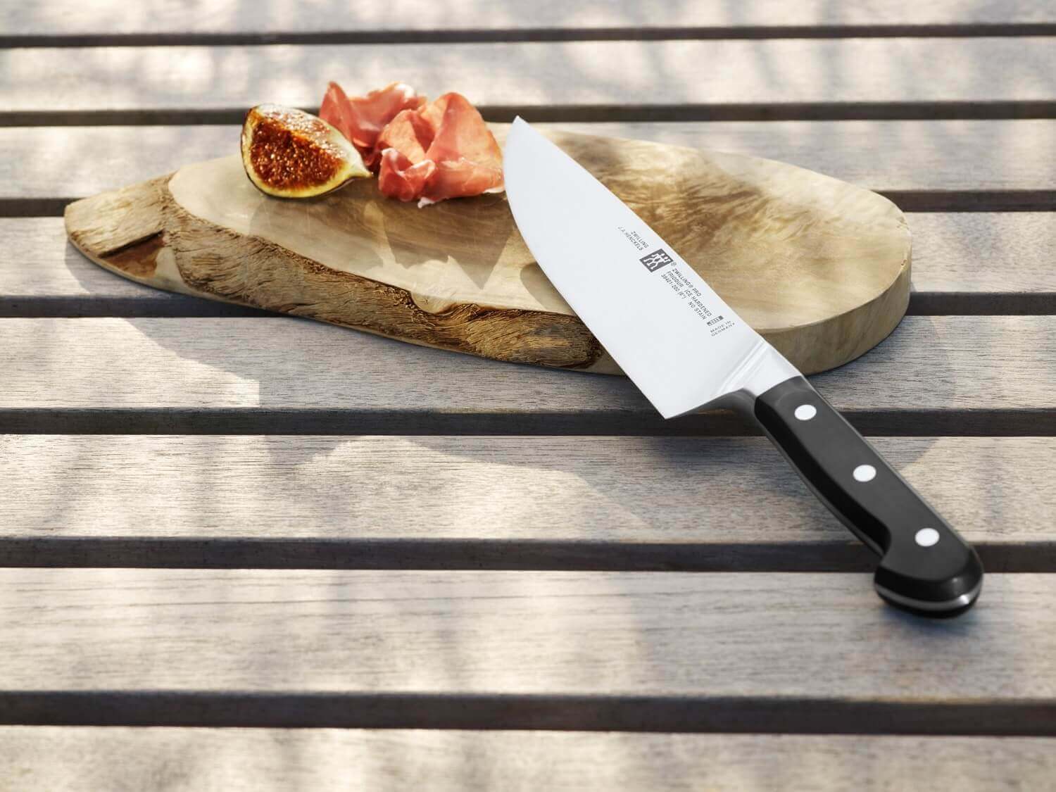 ZWILLING PRO Nóż szefa kuchni 23 cm