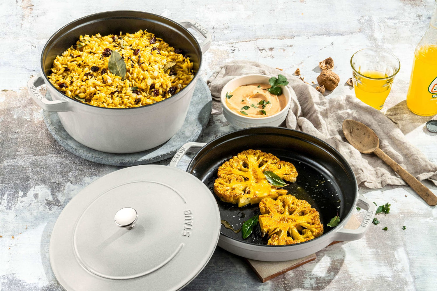 STAUB Zestaw 2 naczyń + pokrywka 24 cm truflowy