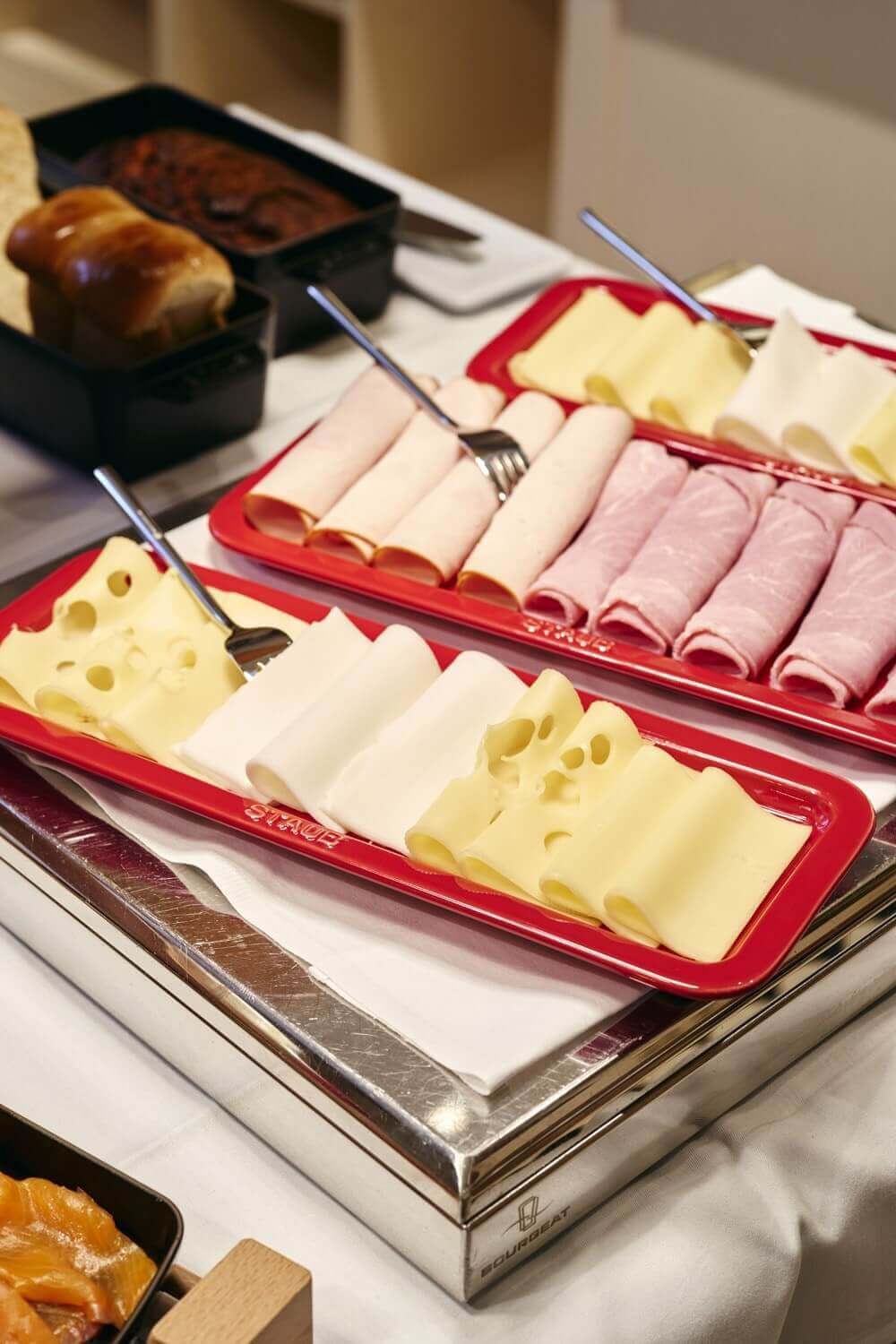 STAUB SERVING Taca do serwowania, czerwony