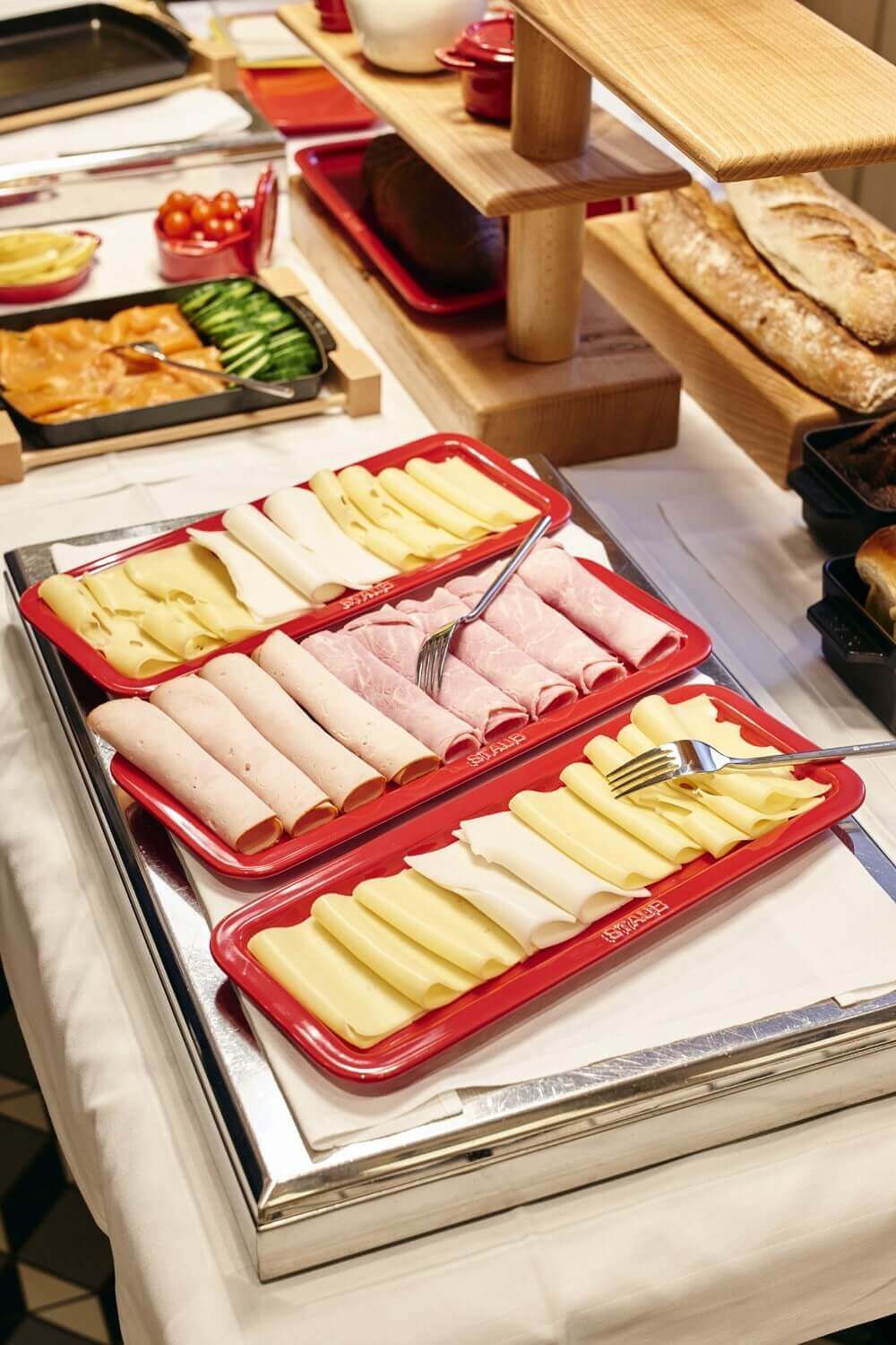 STAUB SERVING Taca do serwowania, czerwona