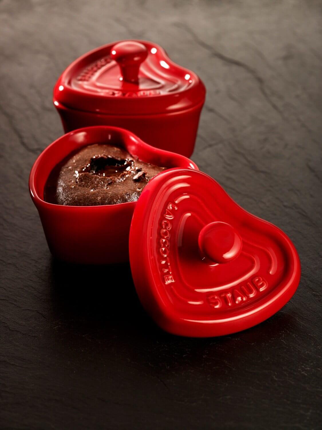 STAUB GIFT GIVING Mini cocotte serce 200 ml, czerwony