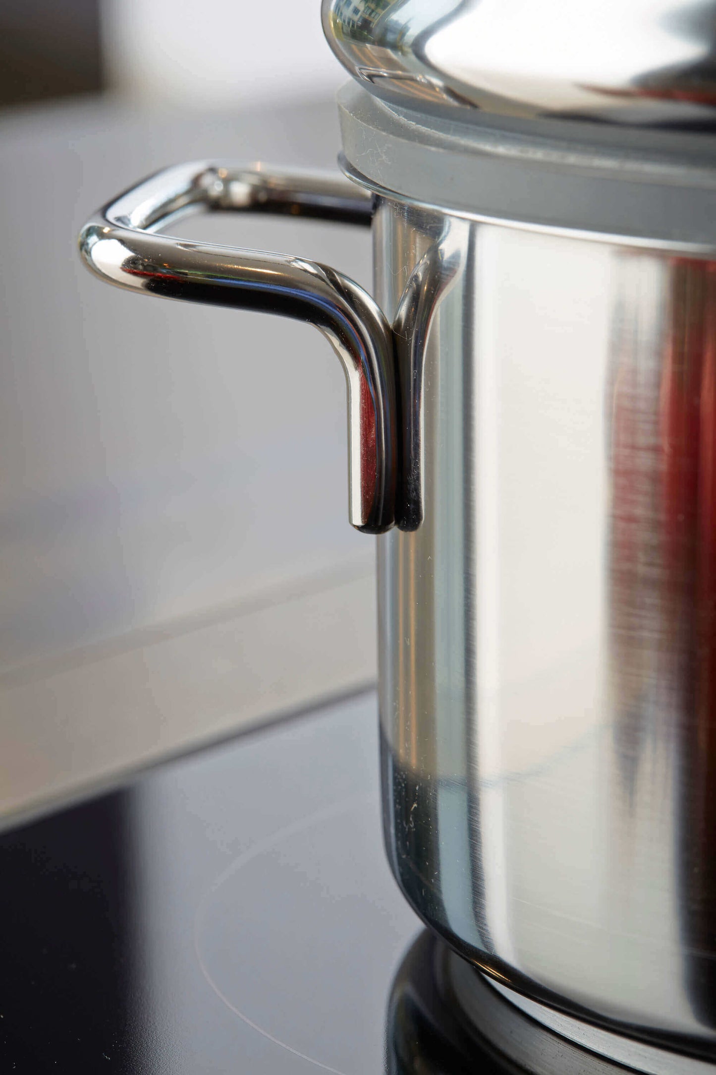 DEMeyERE APOLLO 7 Topf mit Deckel 2,2 l