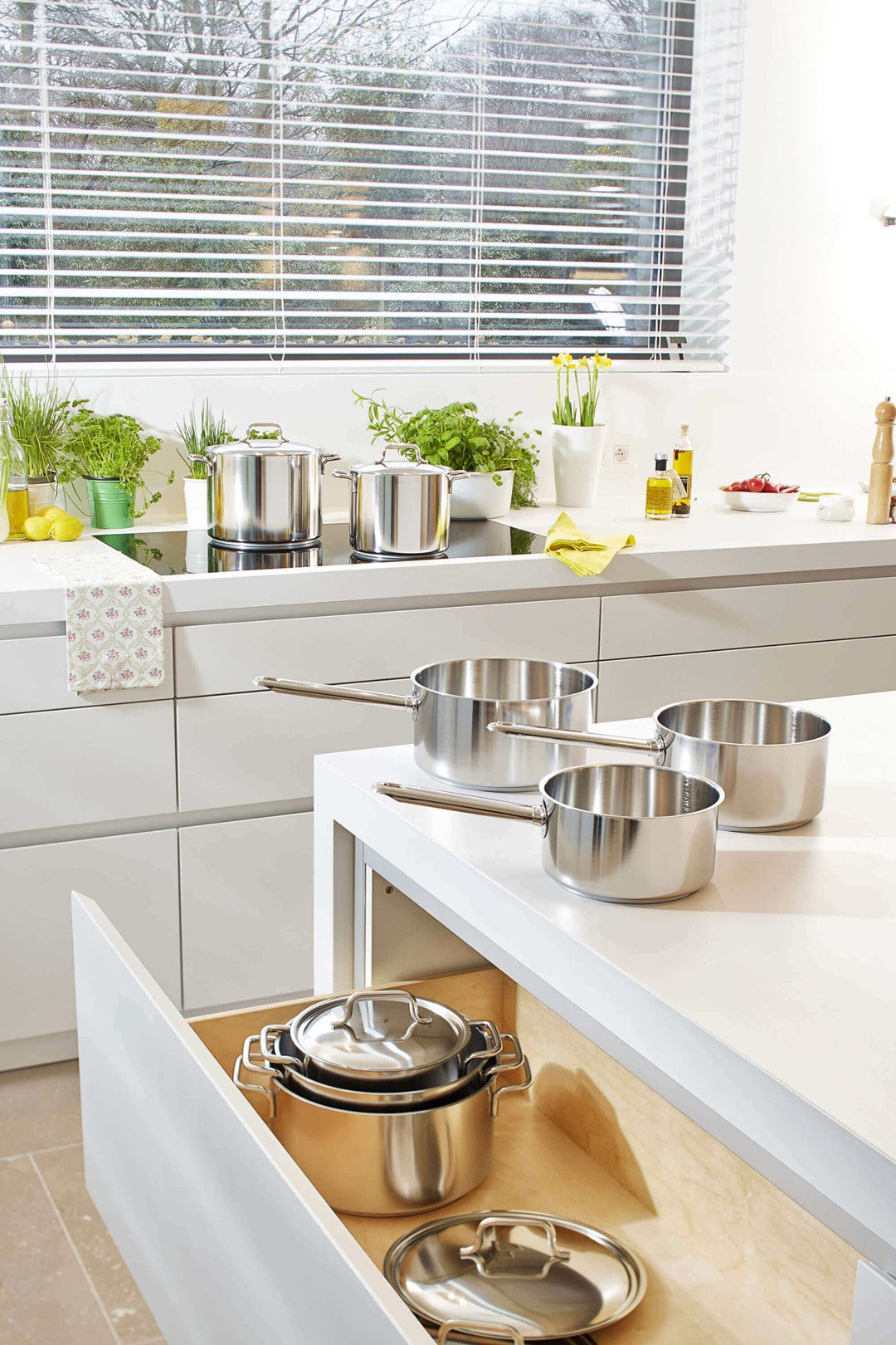 DEMeyERE APOLLO 7 Rondelek mit Deckel 1,5 ltr