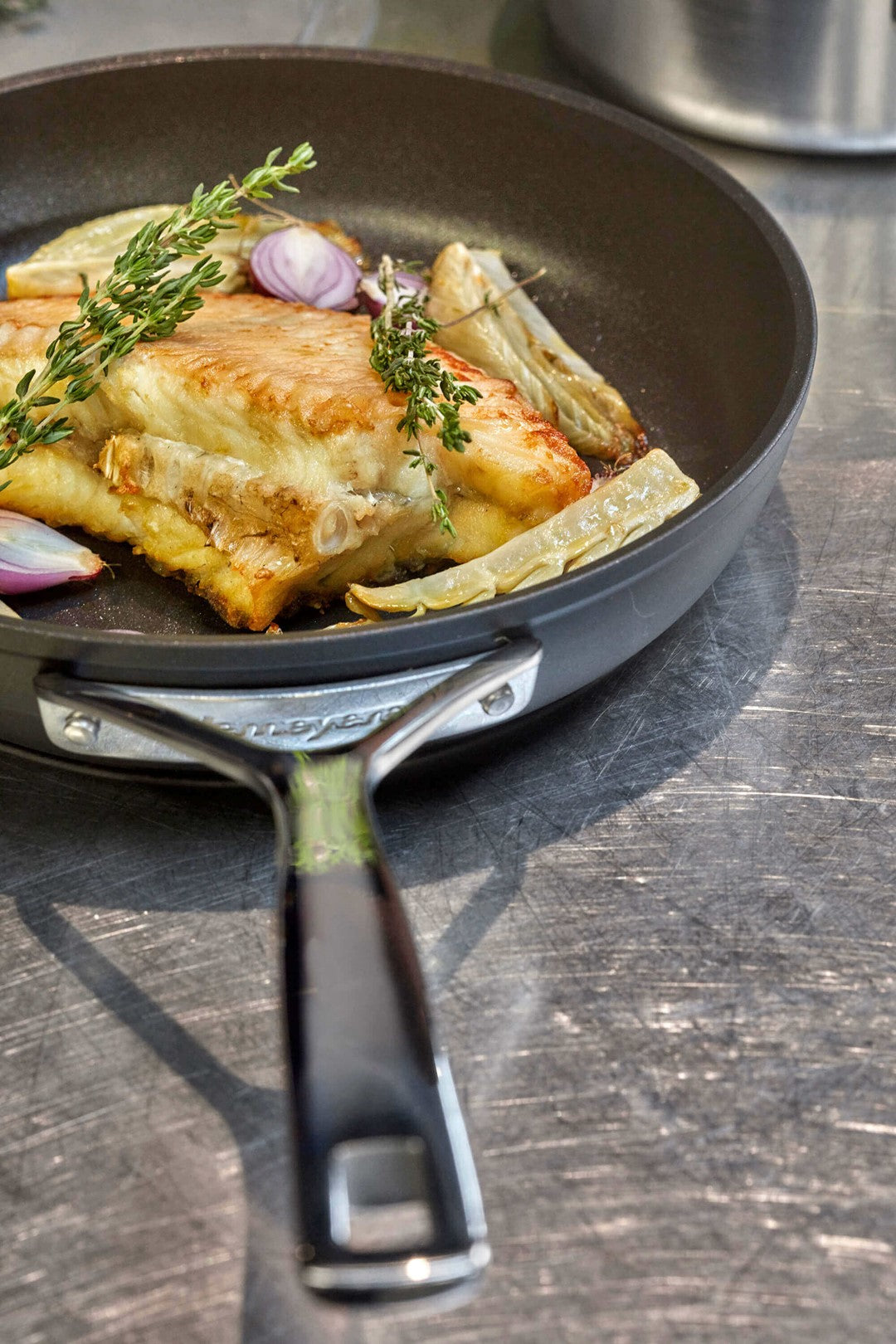 DEMEYERE ALU PRO 5 Frying Pan 28 cm