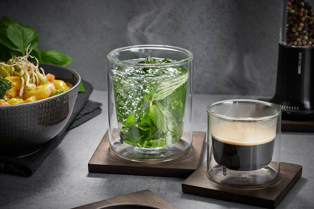 GEFU MIRA 2 Thermogläser mit Untersetzern 80 ml