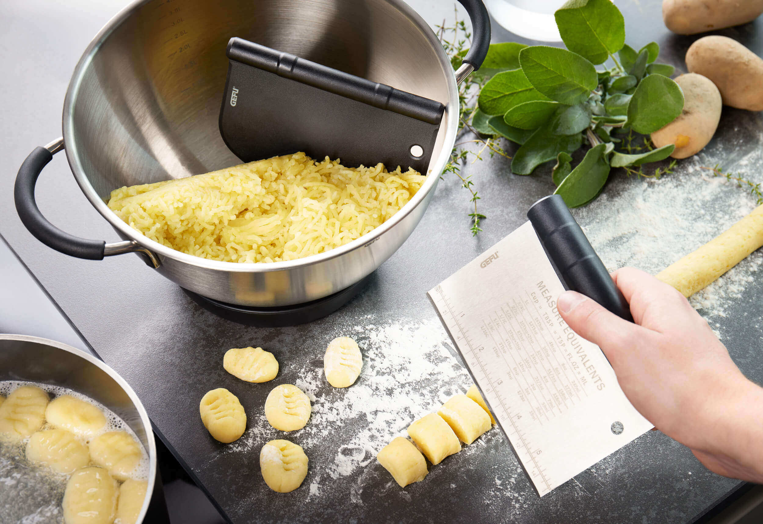 GEFU DUTTO Set von 2 Teigschabern