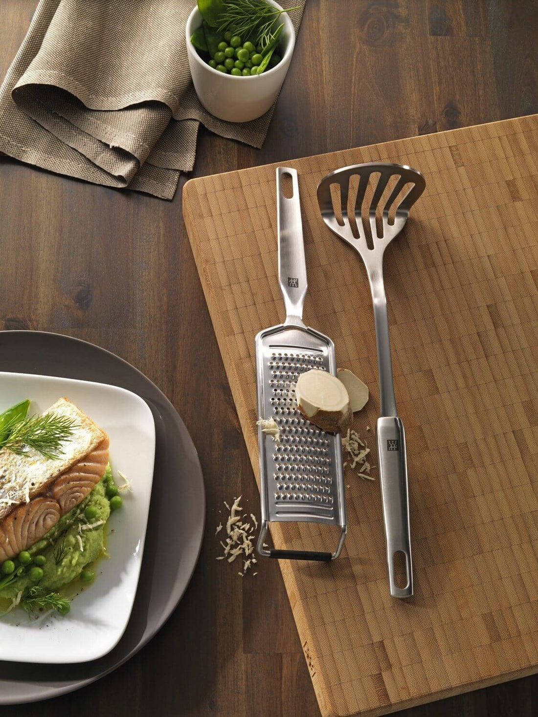 ZWILLING Bambus-Schneidebrett 36 cm