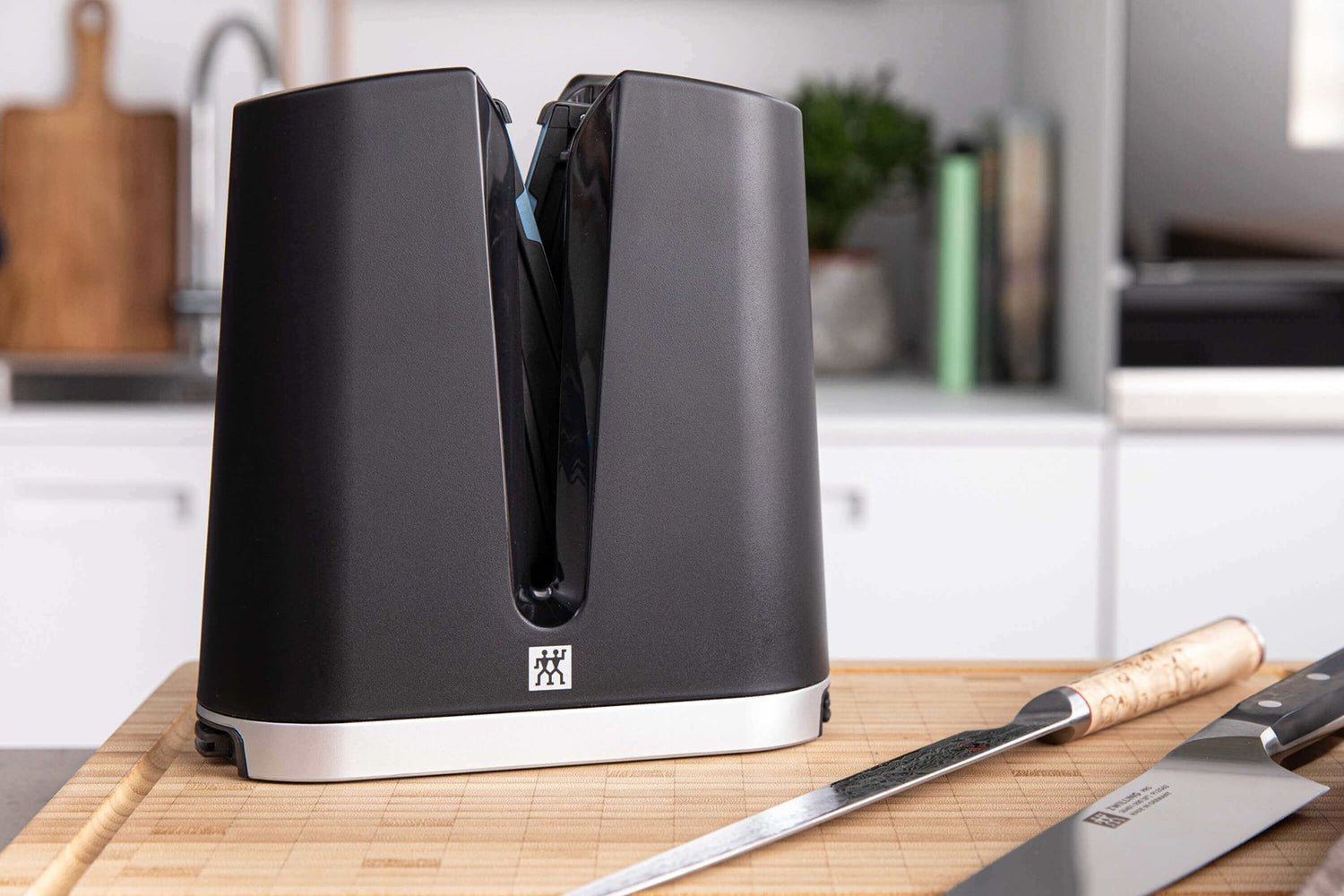 ZWILLING Ostrzałka V-Edge 20 cm