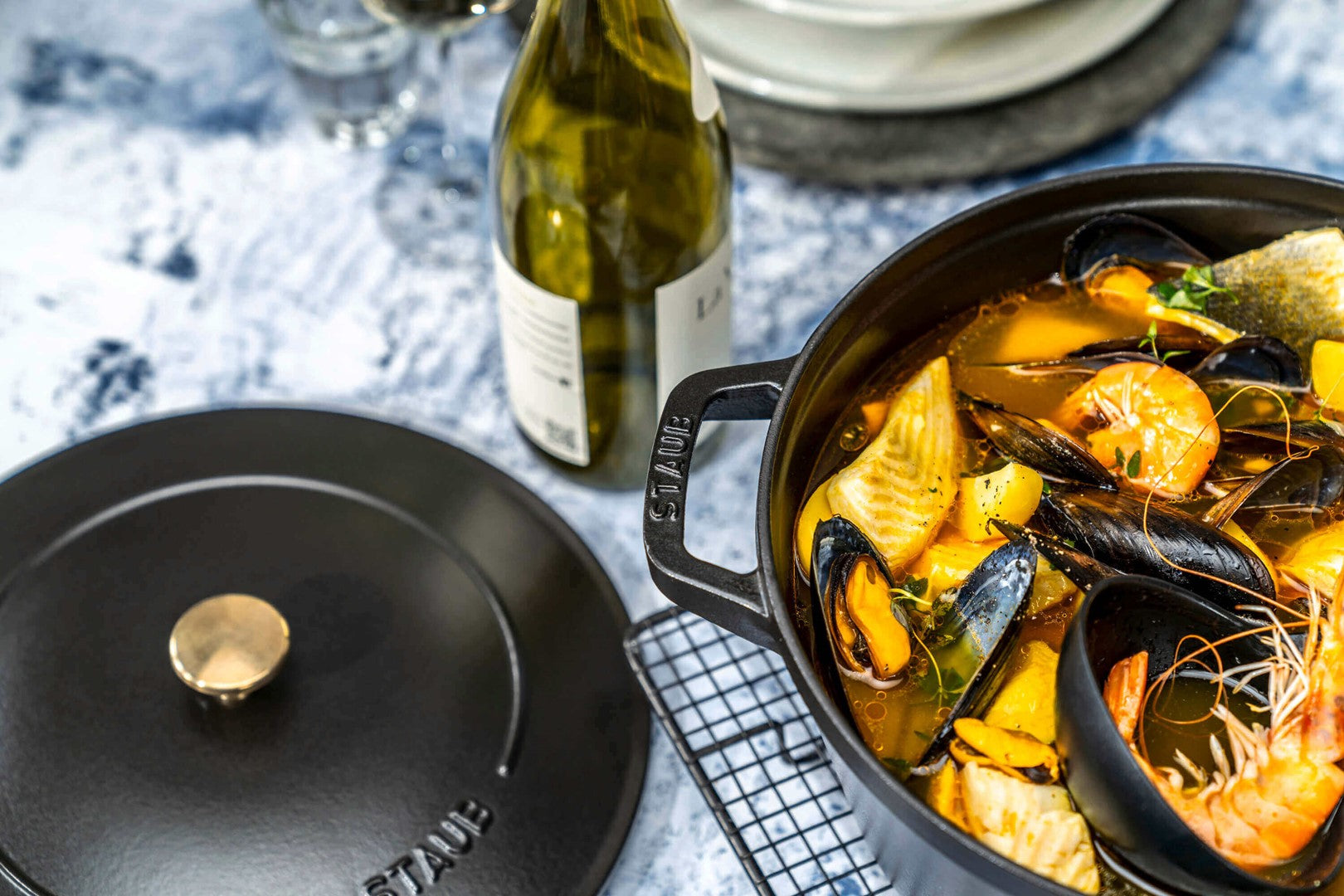 STAUB Zestaw 3 naczyń + pokrywka 24 cm czarny