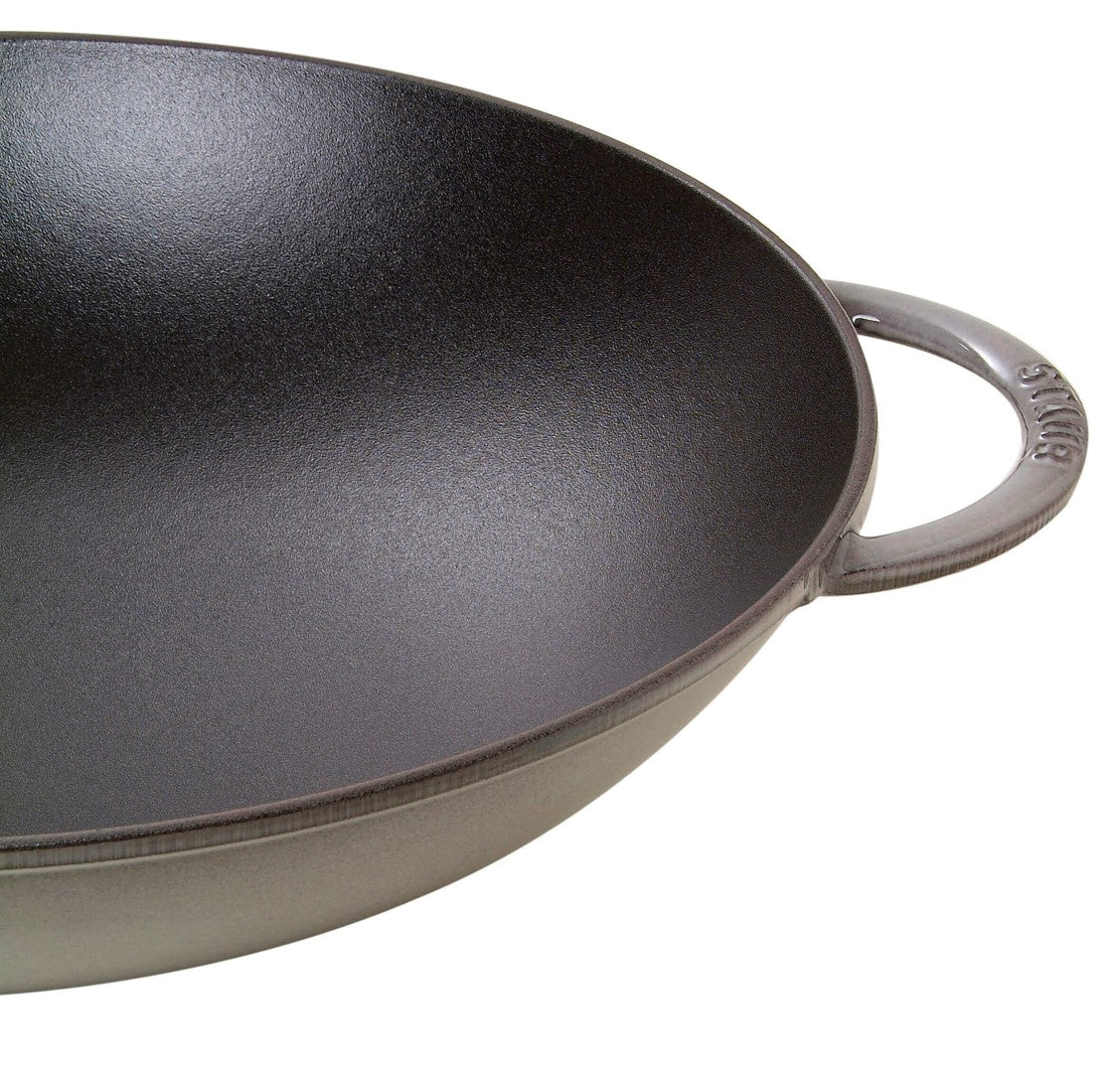 STAUB Wok żeliwny z pokrywką 37 cm, grafitowy