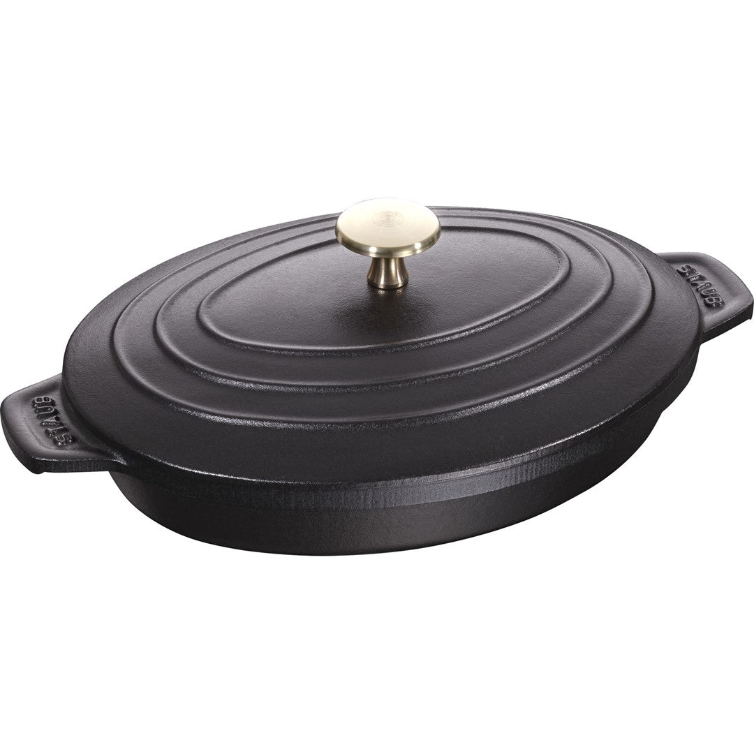 STAUB Ovale gusseiserne Auflaufform mit Deckel 23 x 17 cm, schwarz