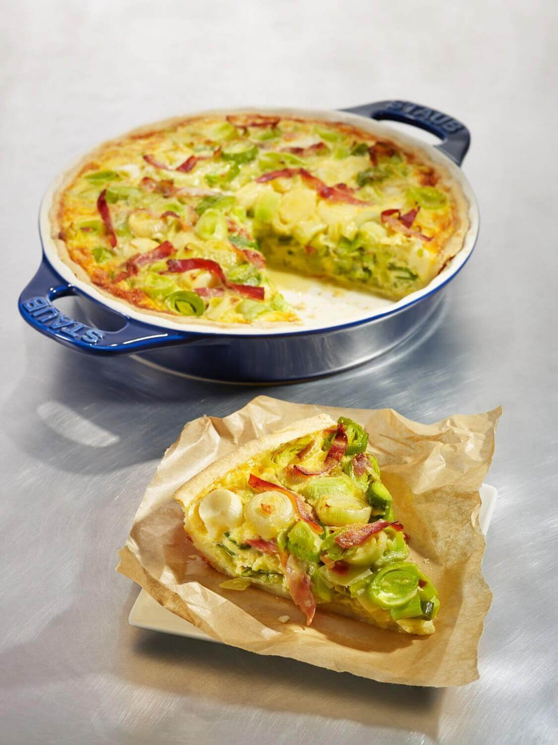 STAUB COOKING Okrągły półmisek ceramiczny do ciast 1.2 ltr, niebieski