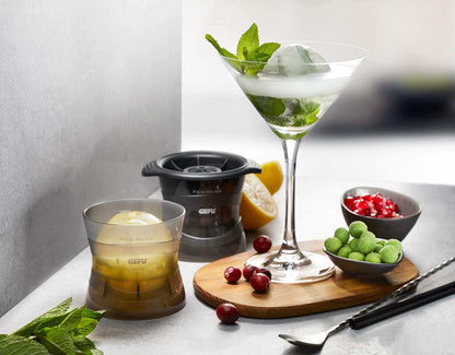 GEFU GLOBE Set mit 2 Eisballformen