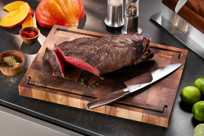 GEFU ENNO Schneidebrett aus Nussbaumholz 44 x 30 cm