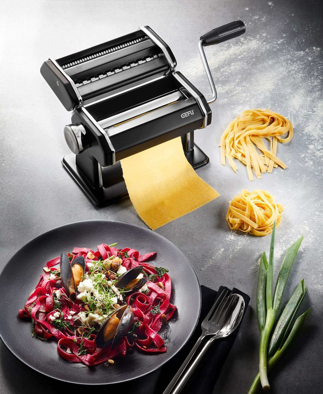 GEFU PASTA PERFETTA Nudelmaschine schwarz