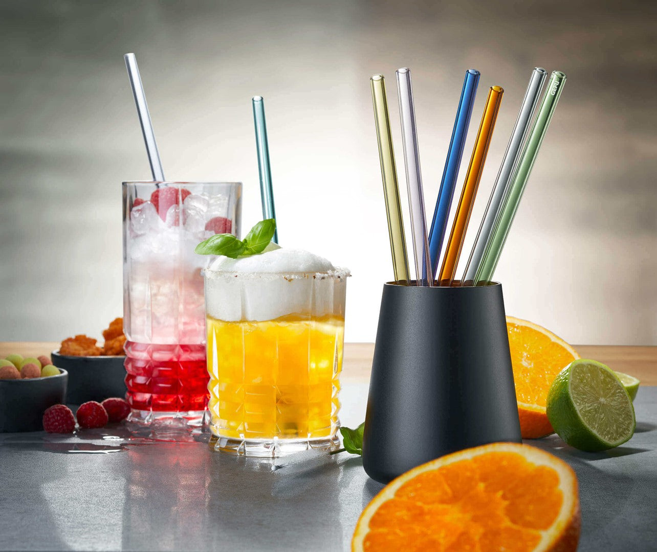 GEFU FUTURE Set von 8 bunten Strohhalmen 23 cm