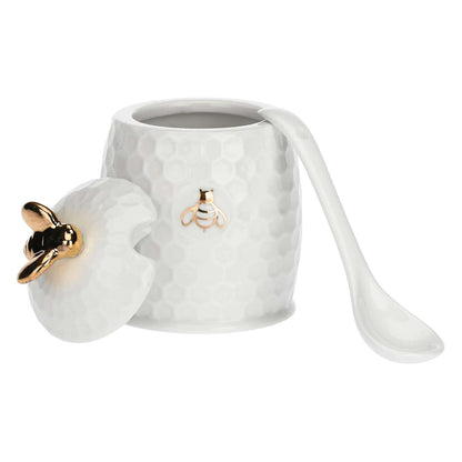 9471b37338a84048ee94d1d413cabe70